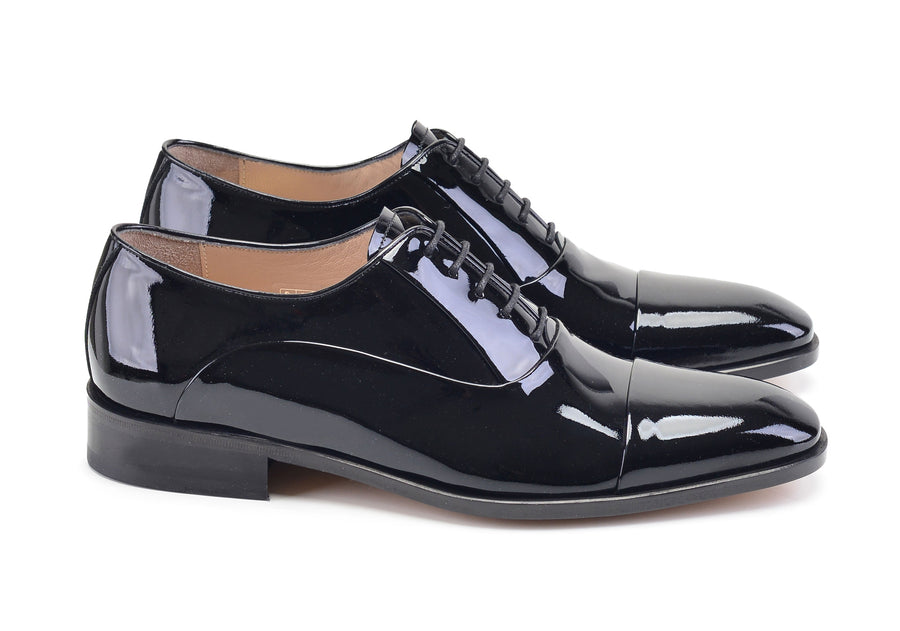 Pelle Patent Leather Lace-Up Oxford Black