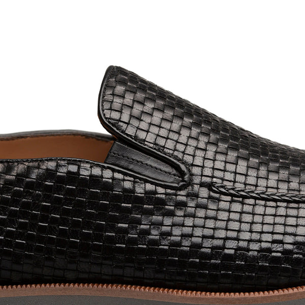 Style: R20658-Black
